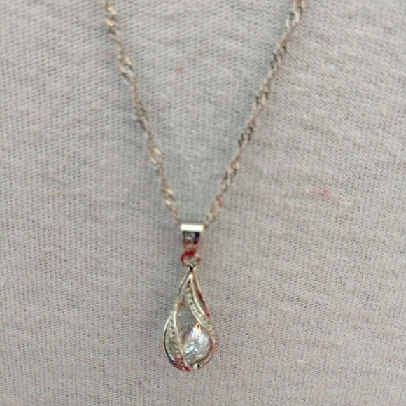 PreOwned Jewelry - NECKLACE EARRINGS SET PREOWNED